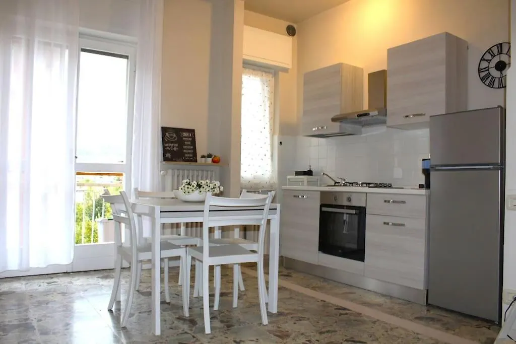 Venere Apartment Bergamo 0*,