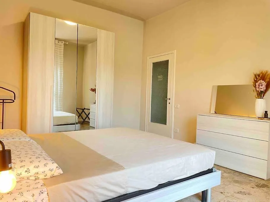 Venere Apartment Bergamo 0*,  Italy